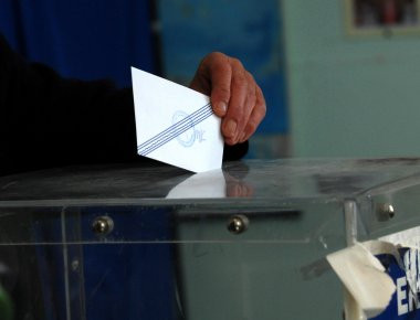 Δημοσκόπηση: Προβάδισμα της ΝΔ